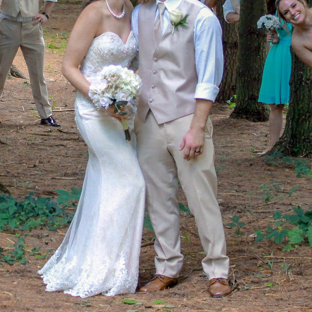 Ivory lace wedding dress